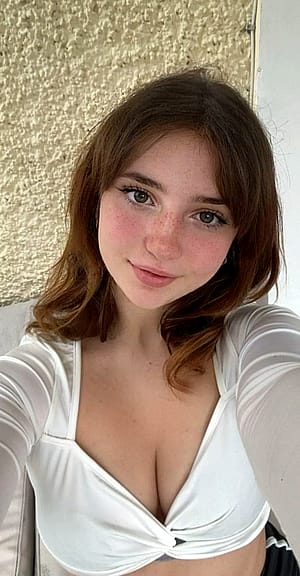 i know i’m not the standard of being sexy but here i am'