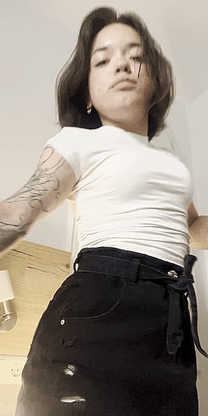 Sexy midget'