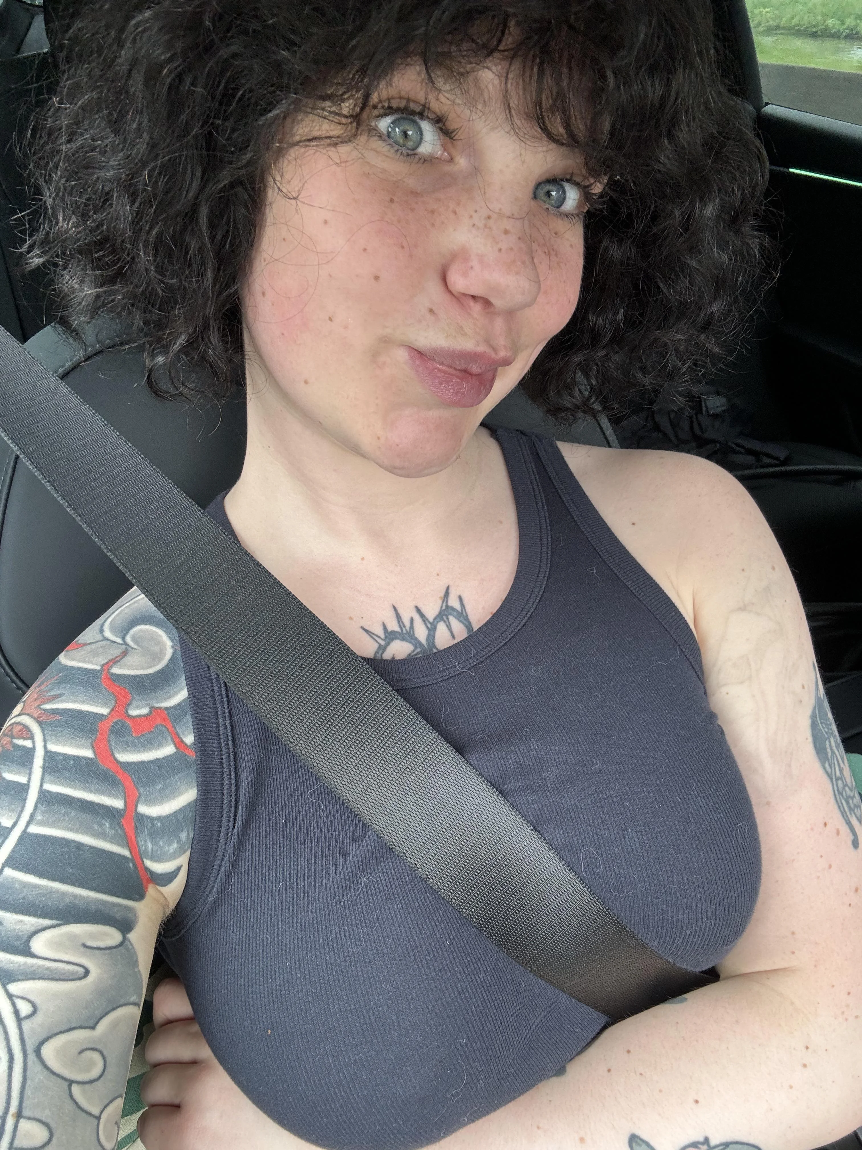Am I hot or cute ? picture 1 of 1