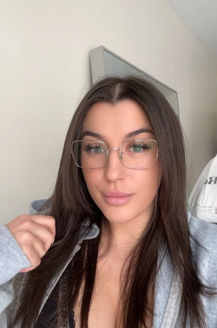 I feel sexy today picture 1 of 1