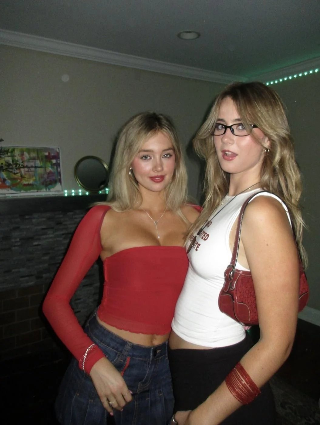 red / white? picture 1 of 1