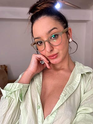 I've felt pretty with my glasses on'