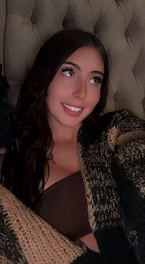 Do you think I look gorgeous'