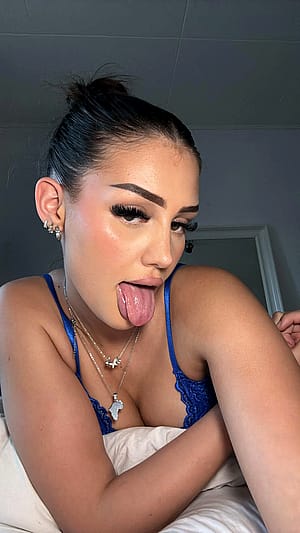 Would you come over to netflix & chill with me?'