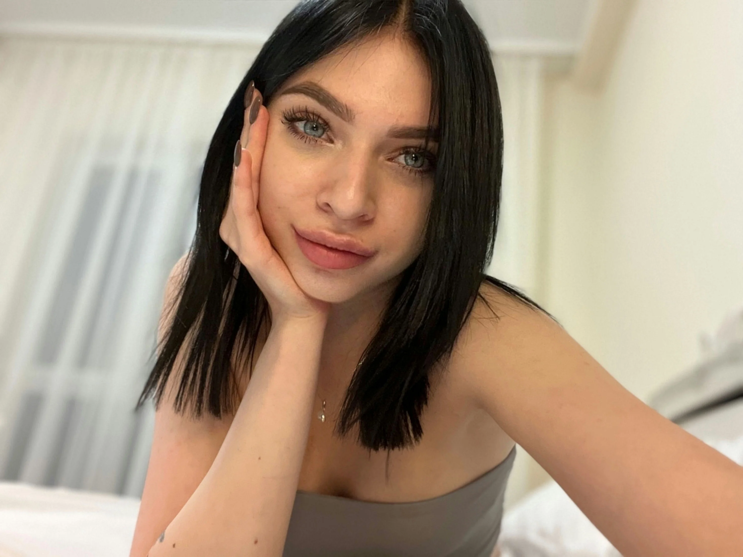 Do you think I look better with my hair down? picture 1 of 1