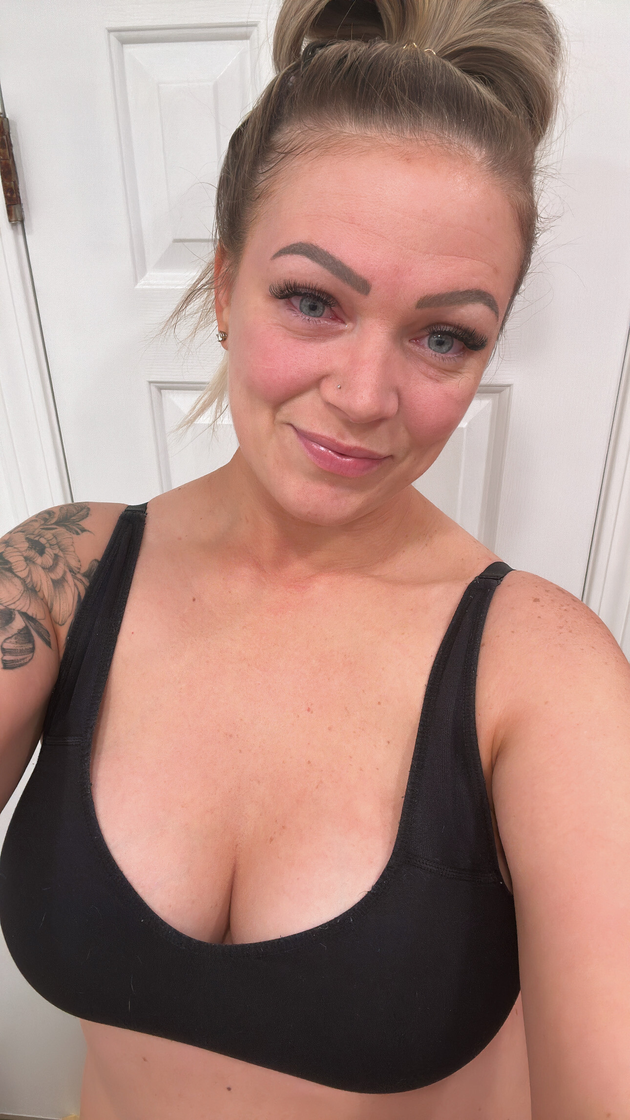 It makes me happy knowing I'm making you horny picture 1 of 1