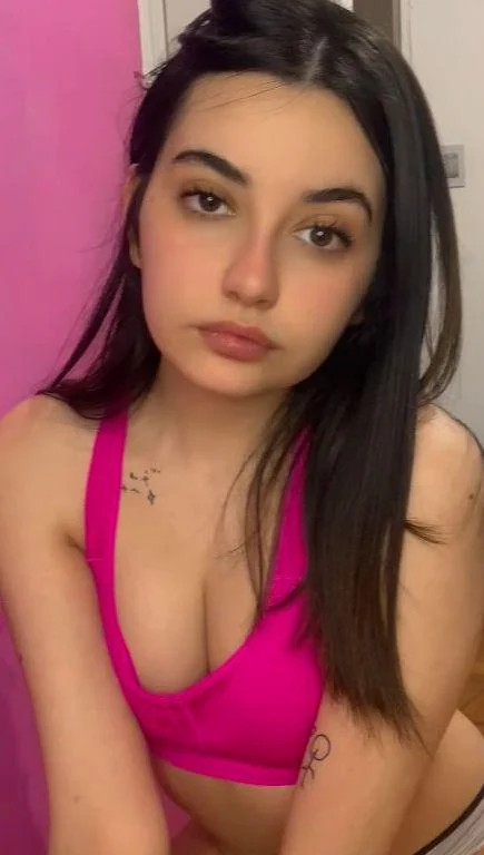 would u date me babe picture 1 of 1