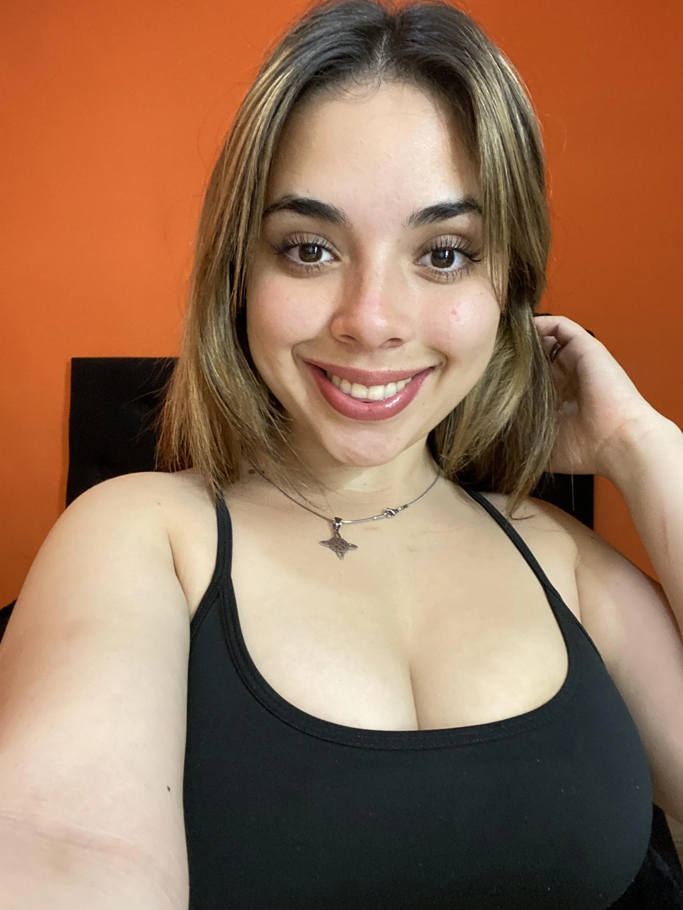 Hope you like my new top picture 1 of 1