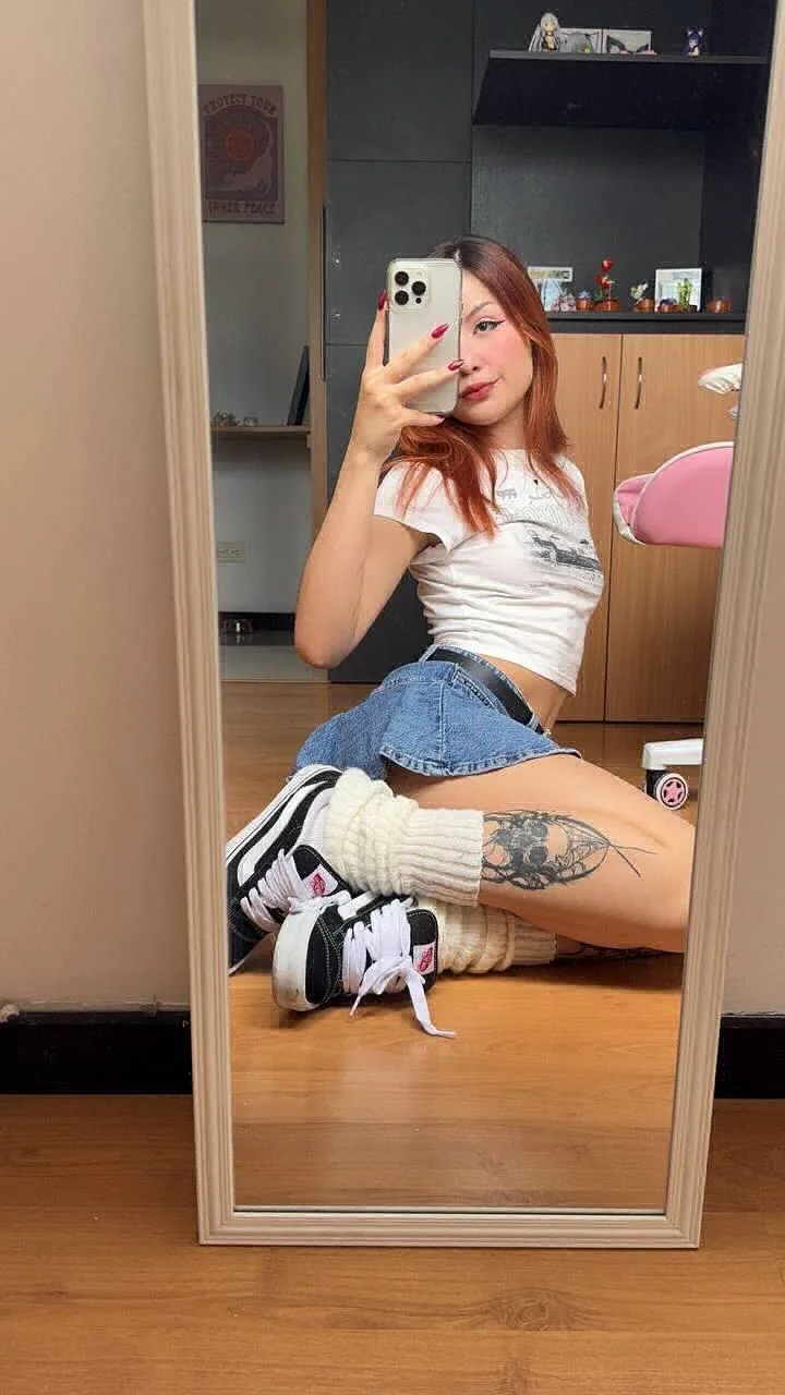Feeling pretty, inside and out. picture 1 of 1