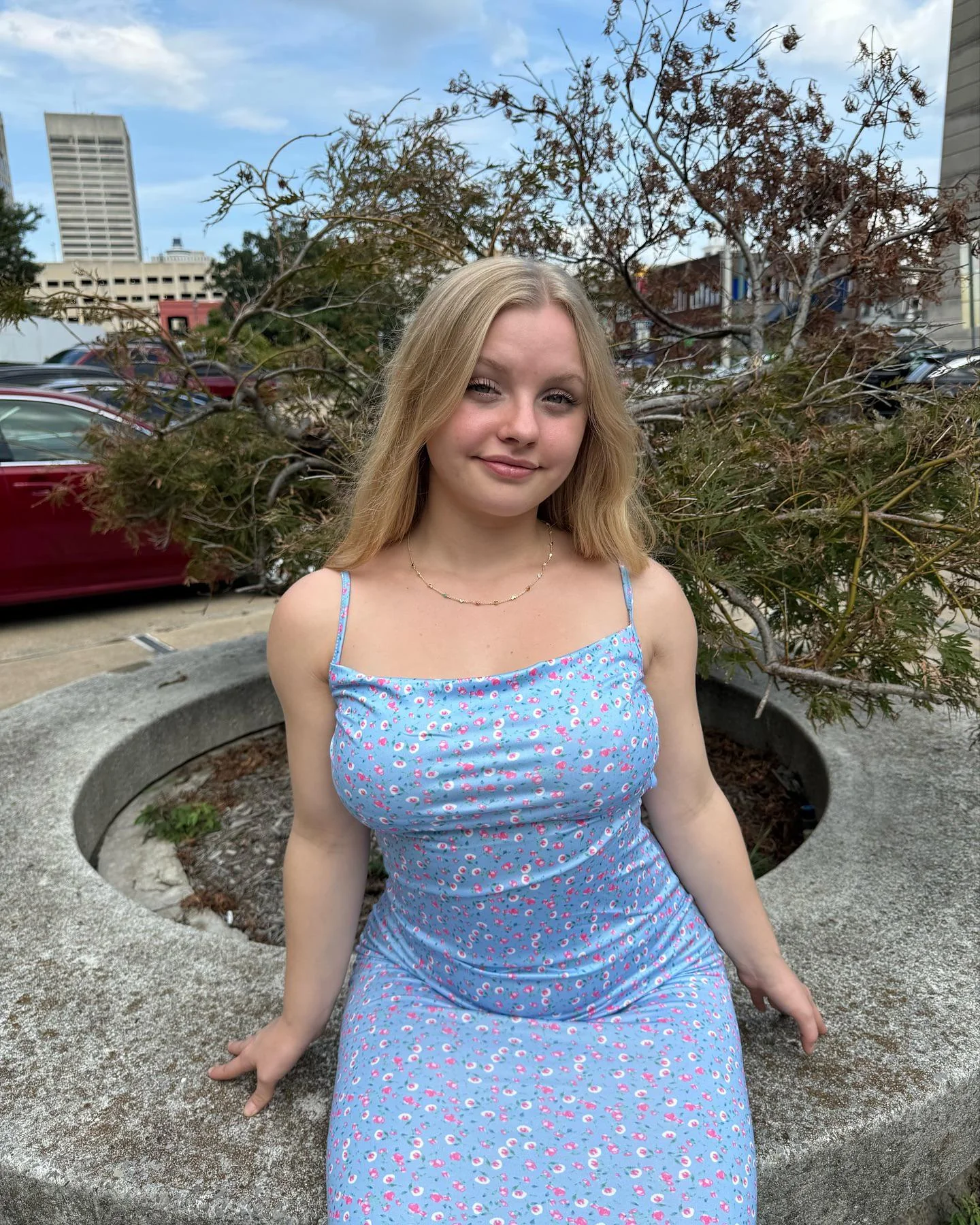 Do you find me hot? f18 picture 1 of 1
