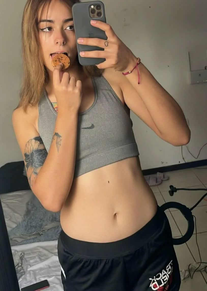 What's your first impression of me? F19 picture 1 of 1