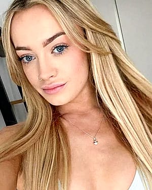 Want some cuddle with this sexy?'