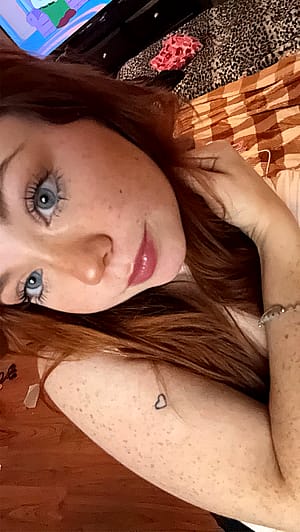 My cute face'