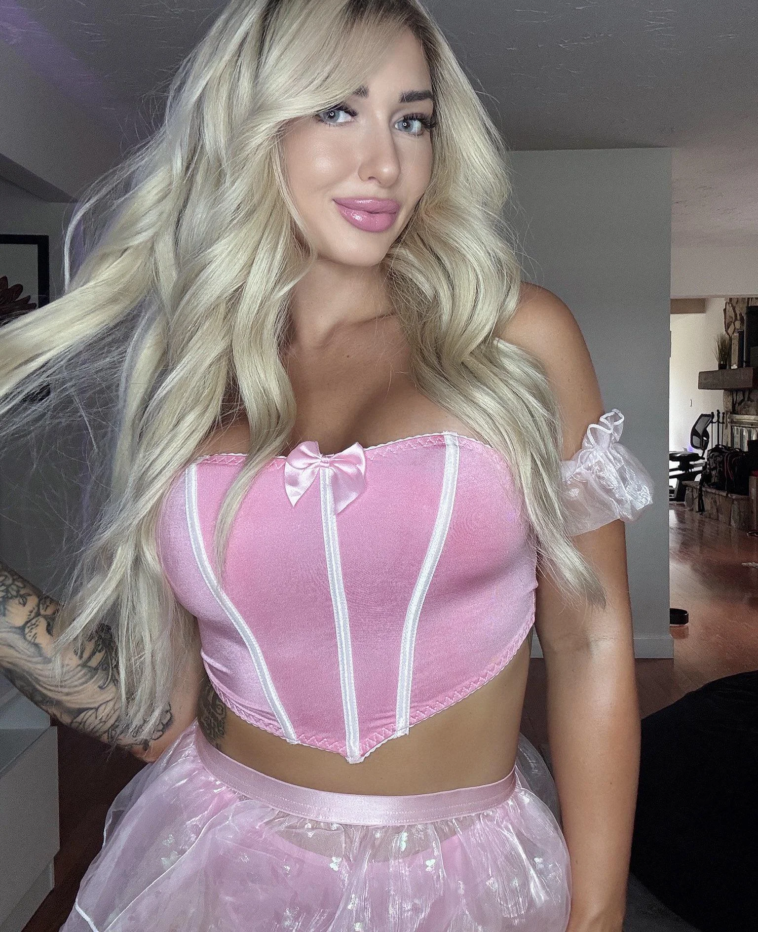 the prettiest in pink picture 1 of 1