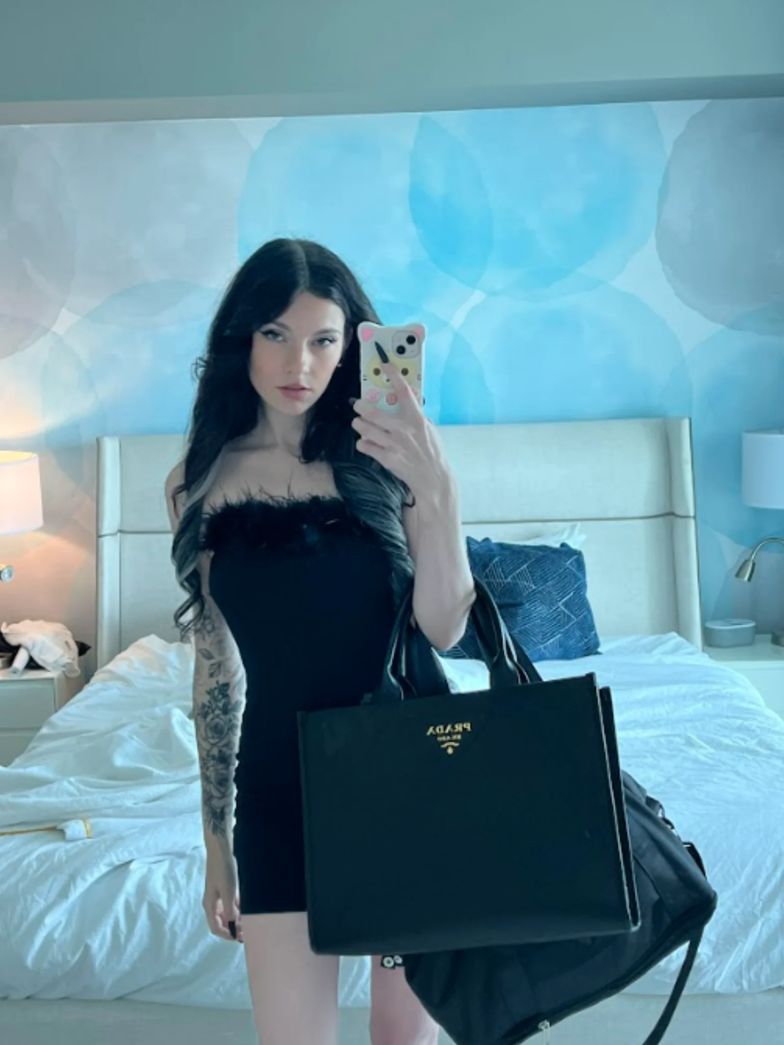 Do I look nice in black dress? picture 1 of 1