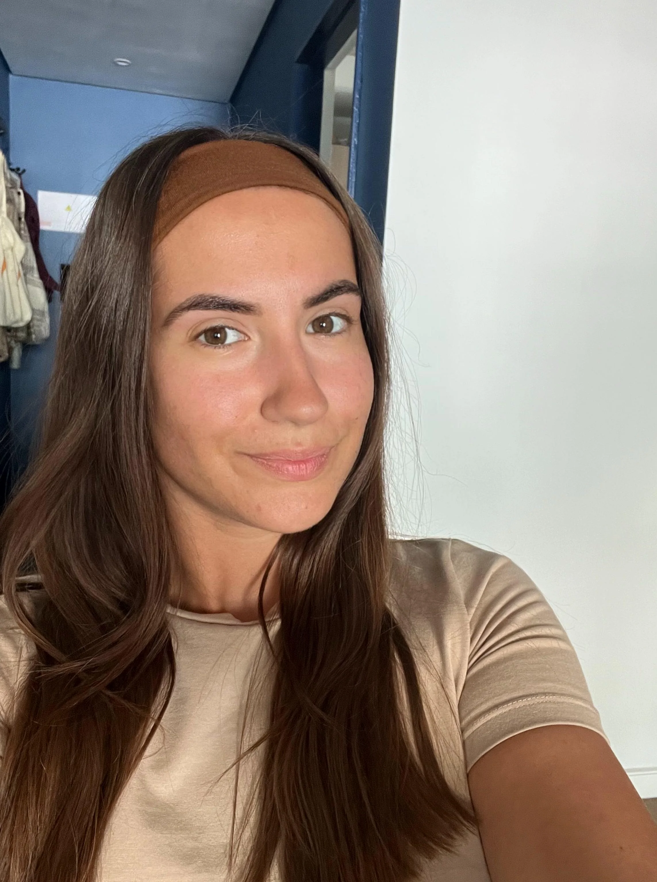 Do you think the color fits me picture 1 of 1