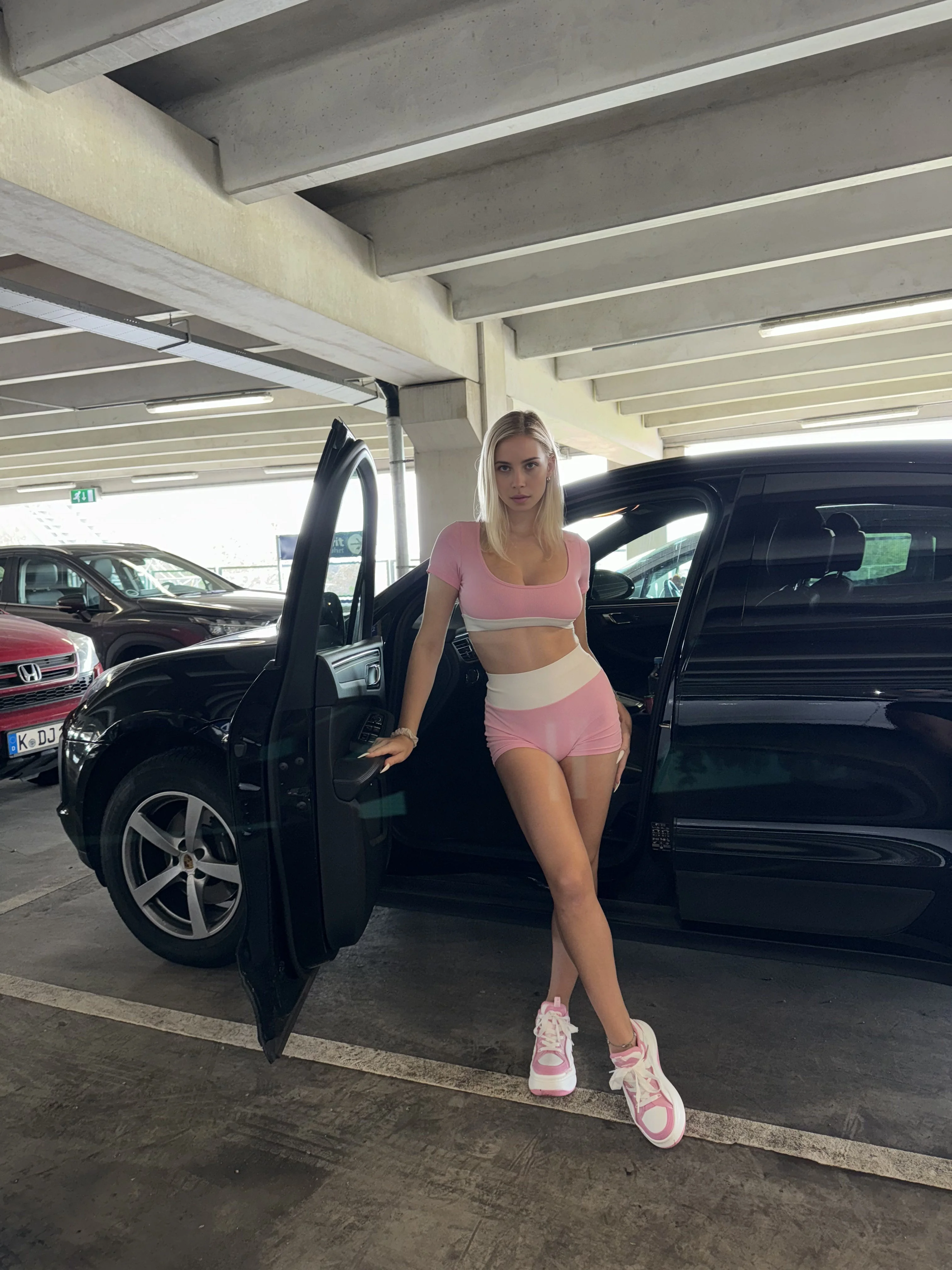 Do you like my outfit? I feel like pink candy [F21] picture 1 of 1