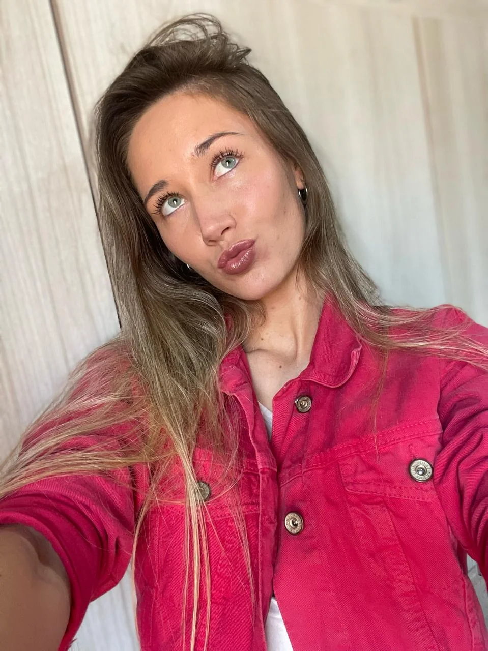 Mer trying to catch ur attention picture 1 of 1