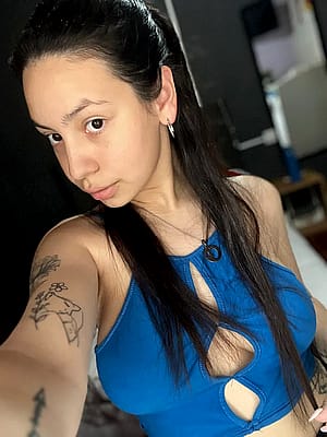 Am I beautiful enough to be here? F20'