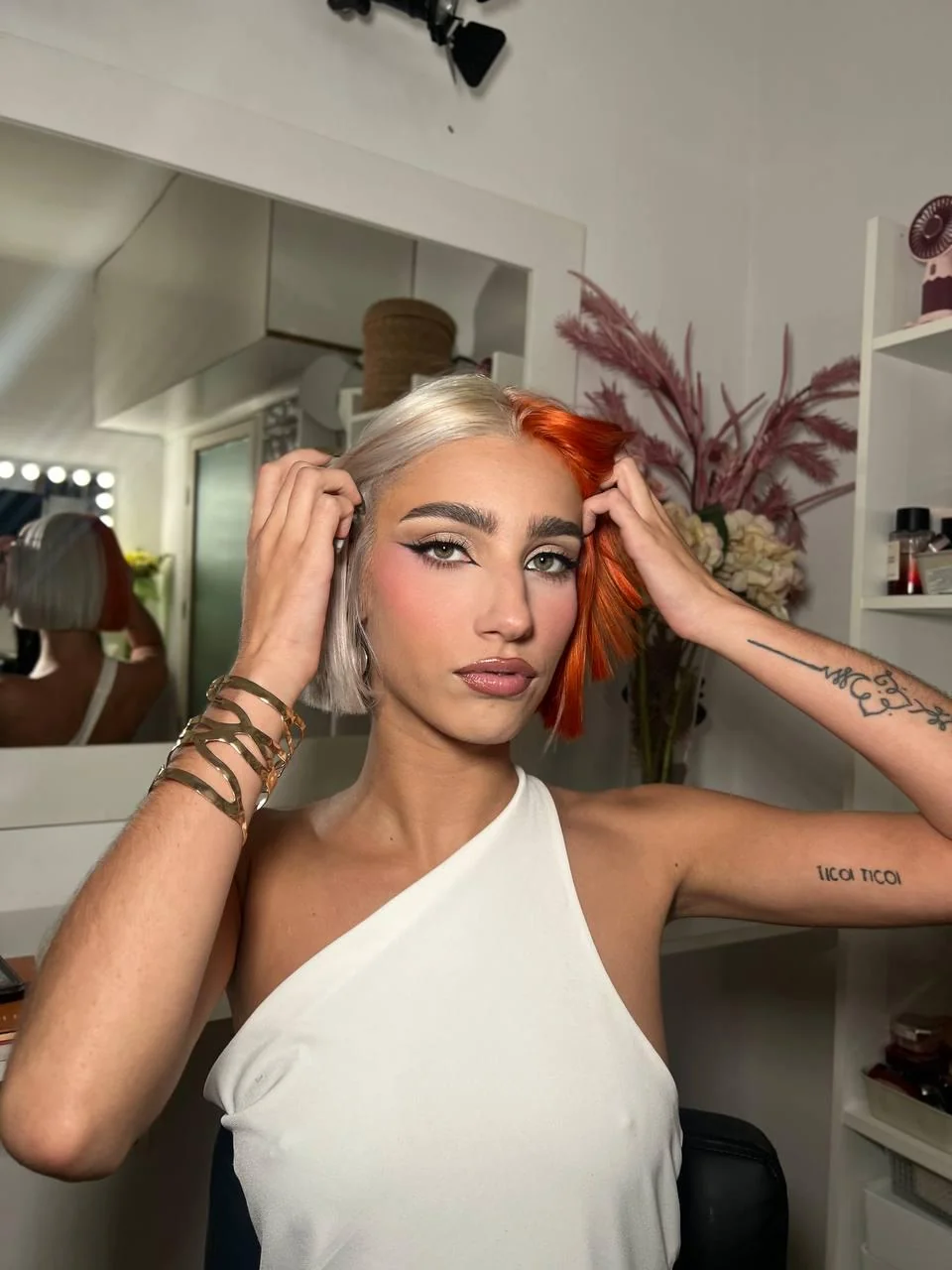 do I look sexy? picture 1 of 1