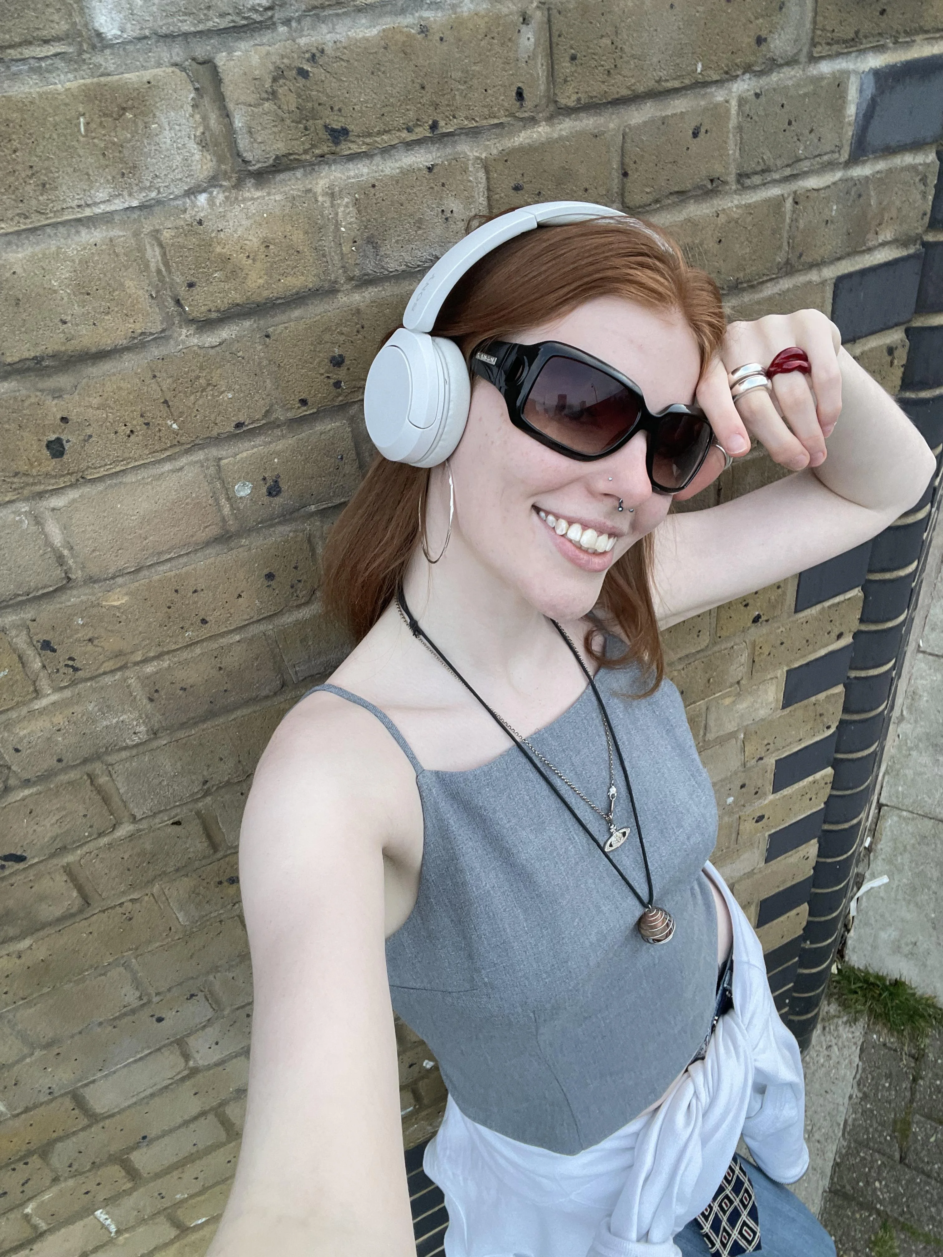 What do you think of my look today? picture 1 of 1
