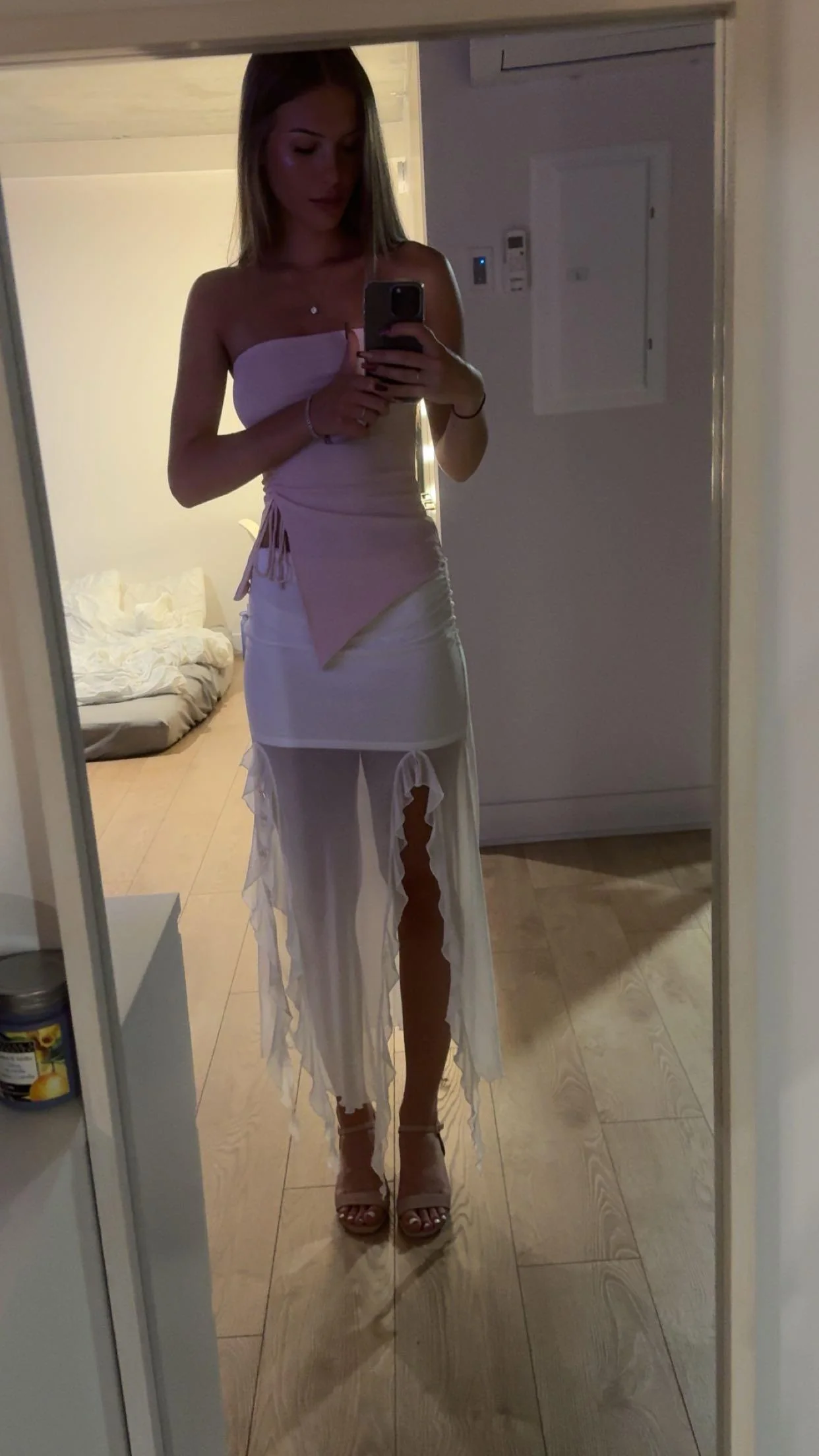 would you like to spend the evening with me? picture 1 of 1