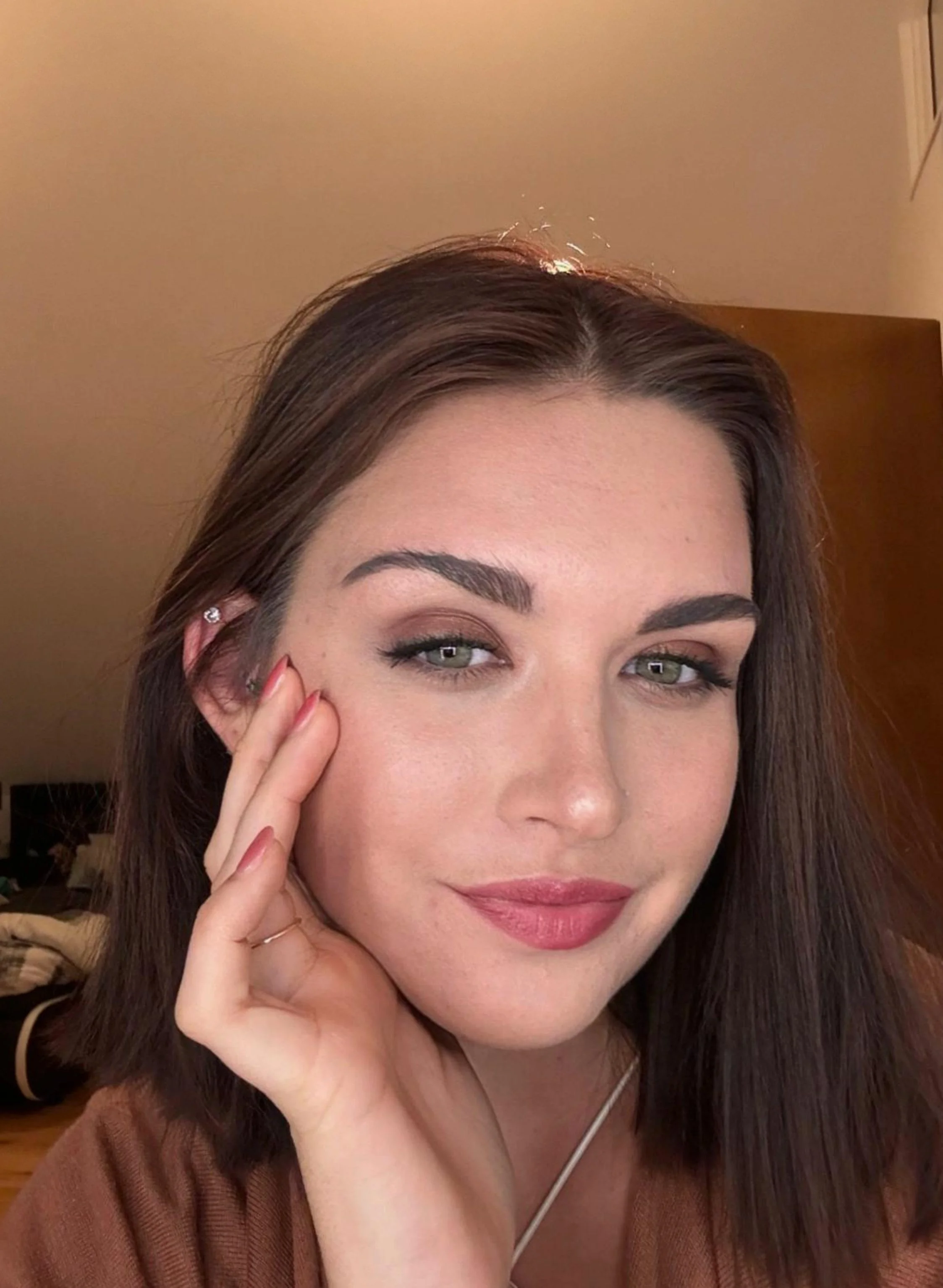 Am I really attractive? picture 1 of 1