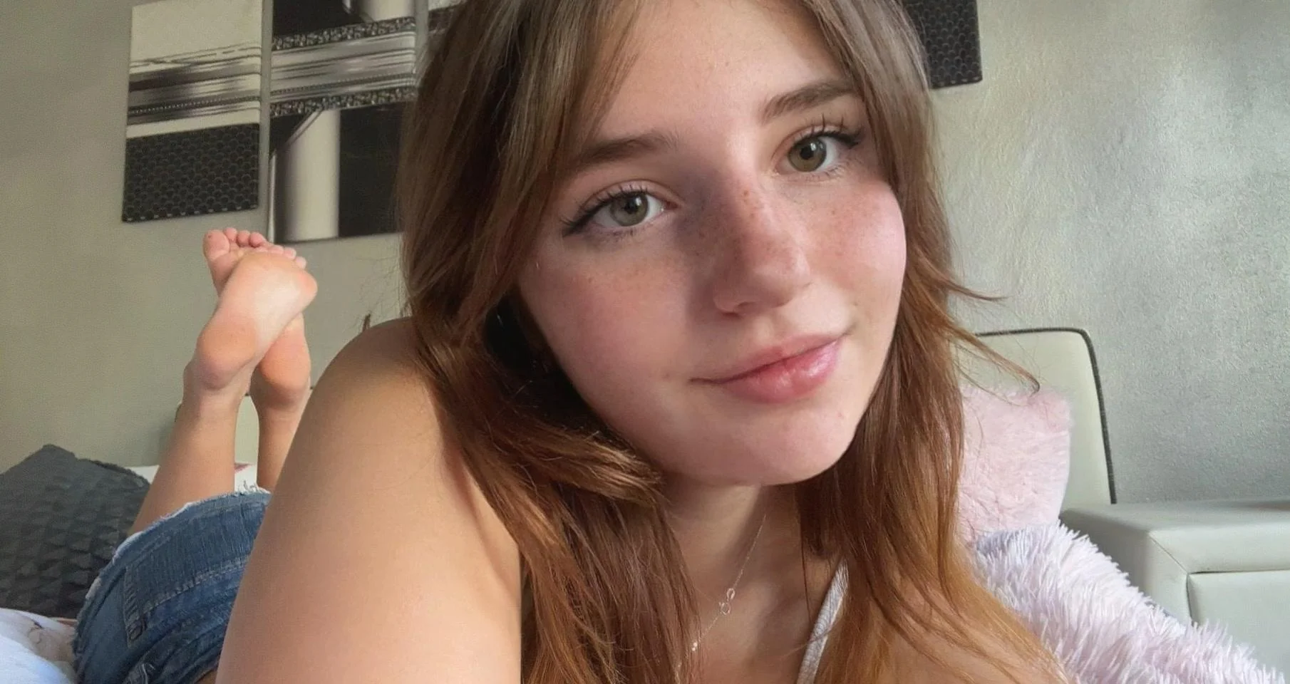 my face feels like it just doesn’t stand out enough to be a classy one picture 1 of 1