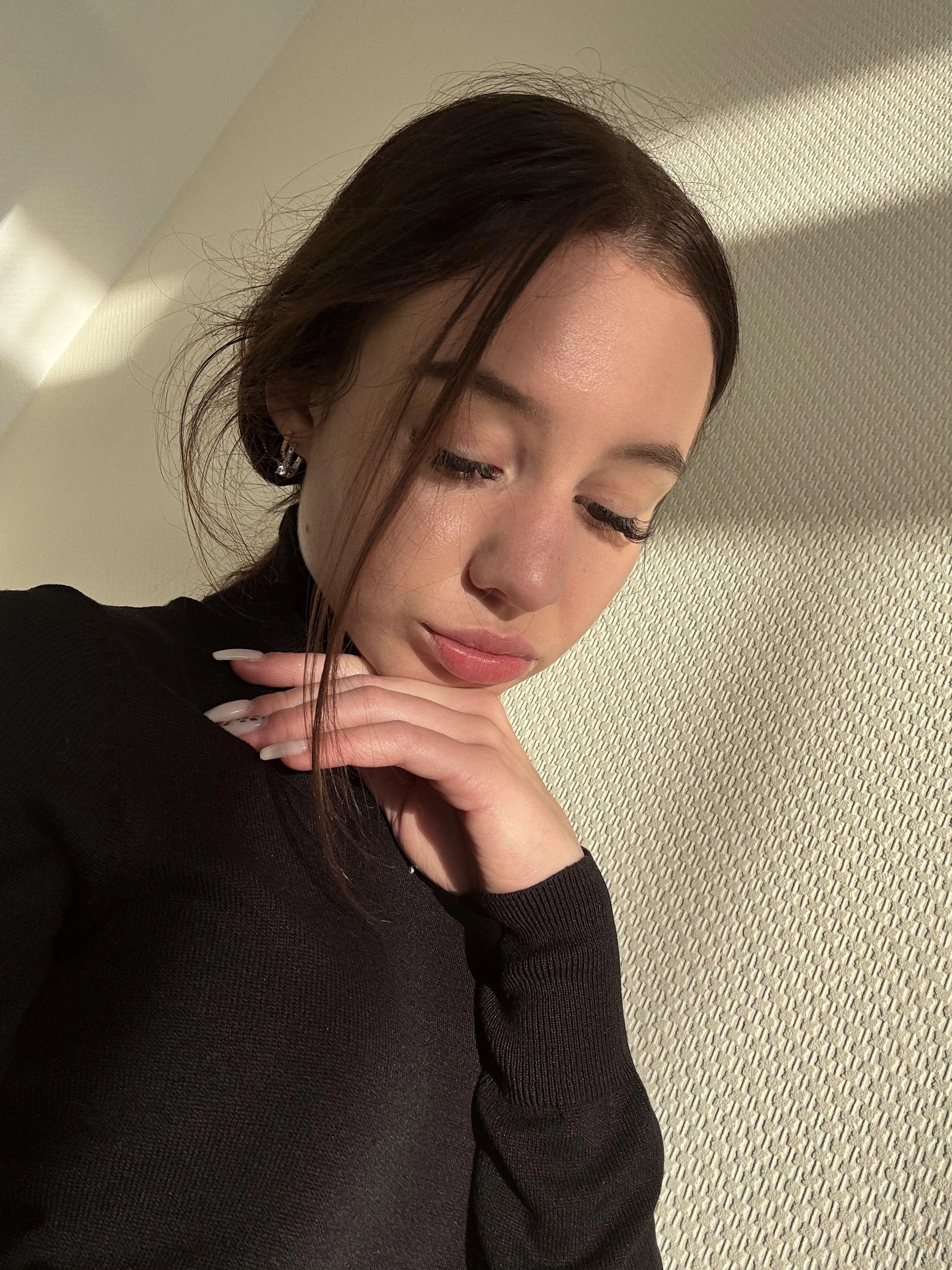 This little angel is about to steal all your hearts picture 1 of 1