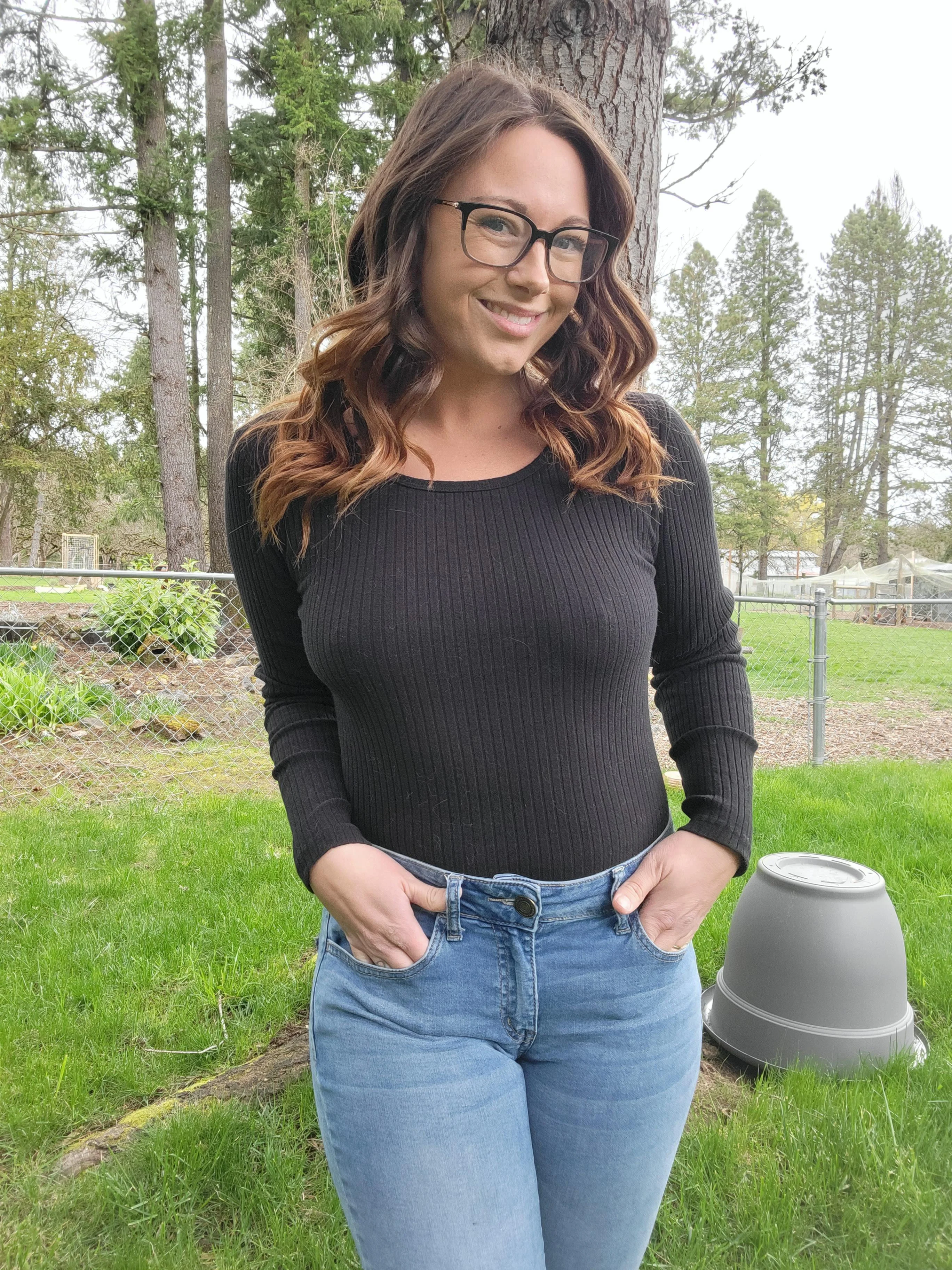 Am I hot or not? F32 picture 1 of 1