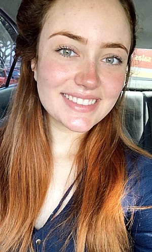 Am I hot when not wearing makeup ? F31'