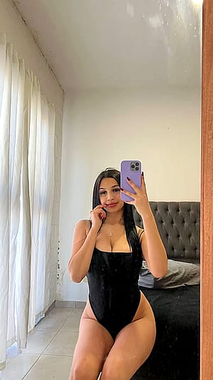Feeling so cute in this body suit'