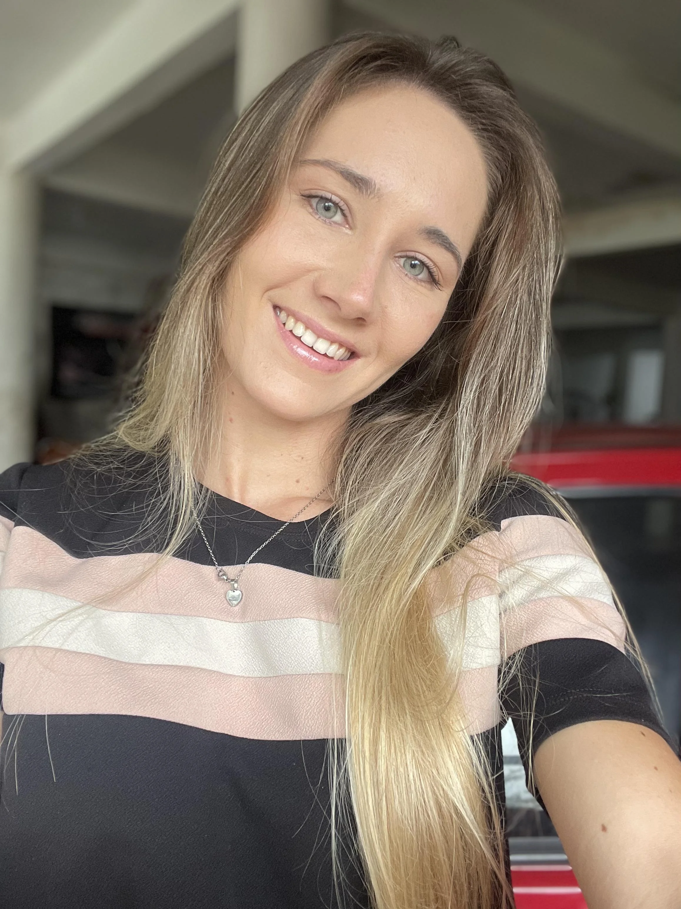 Beautiful and stunning picture 1 of 1