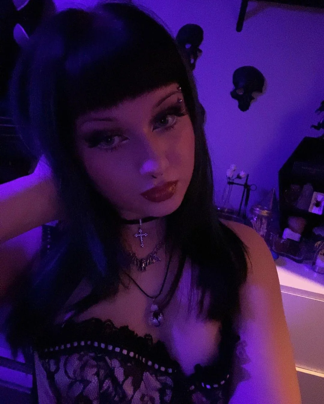 dress to impress, myself picture 1 of 1