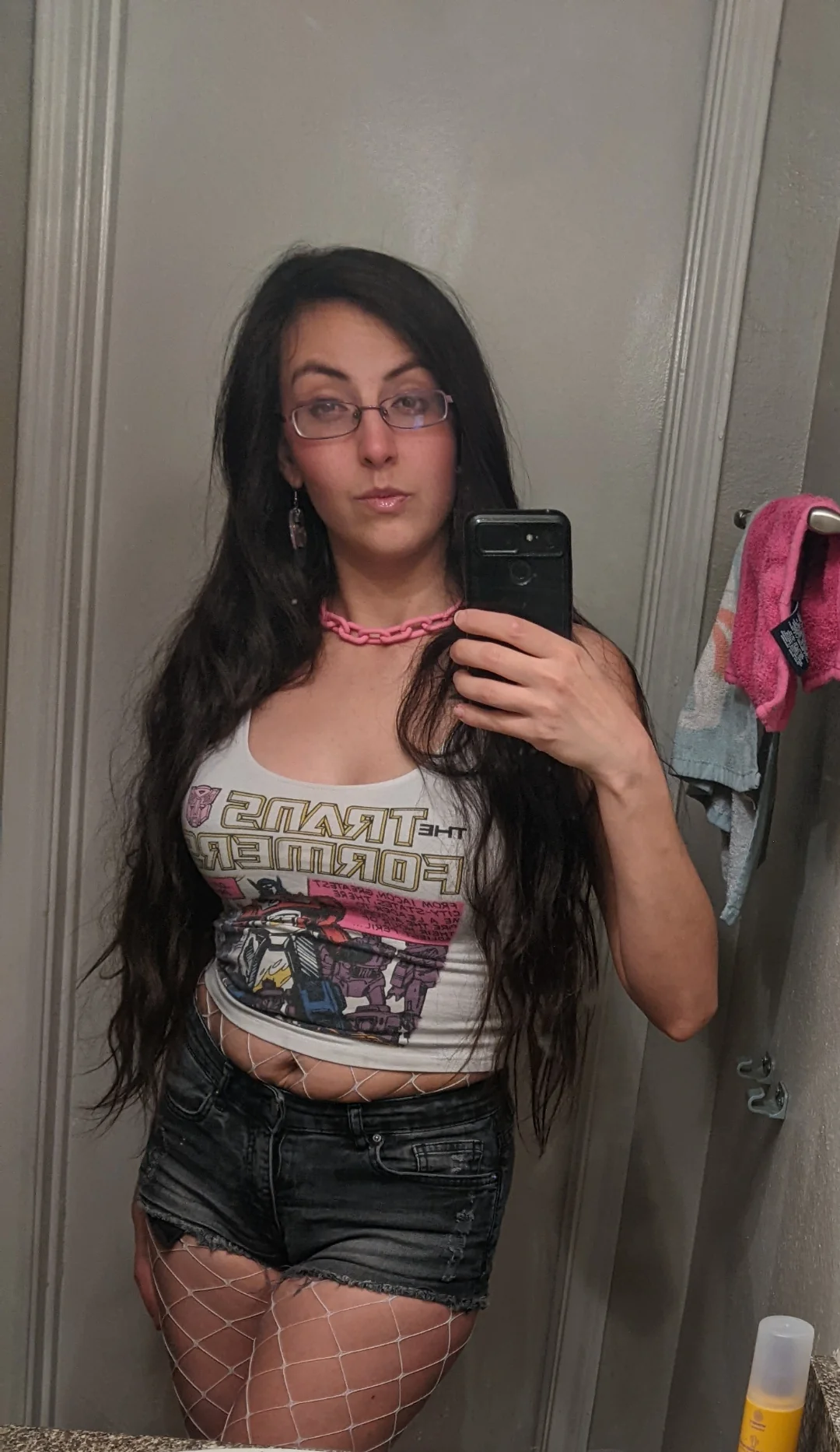 F32 welp the question is am i hot picture 1 of 1