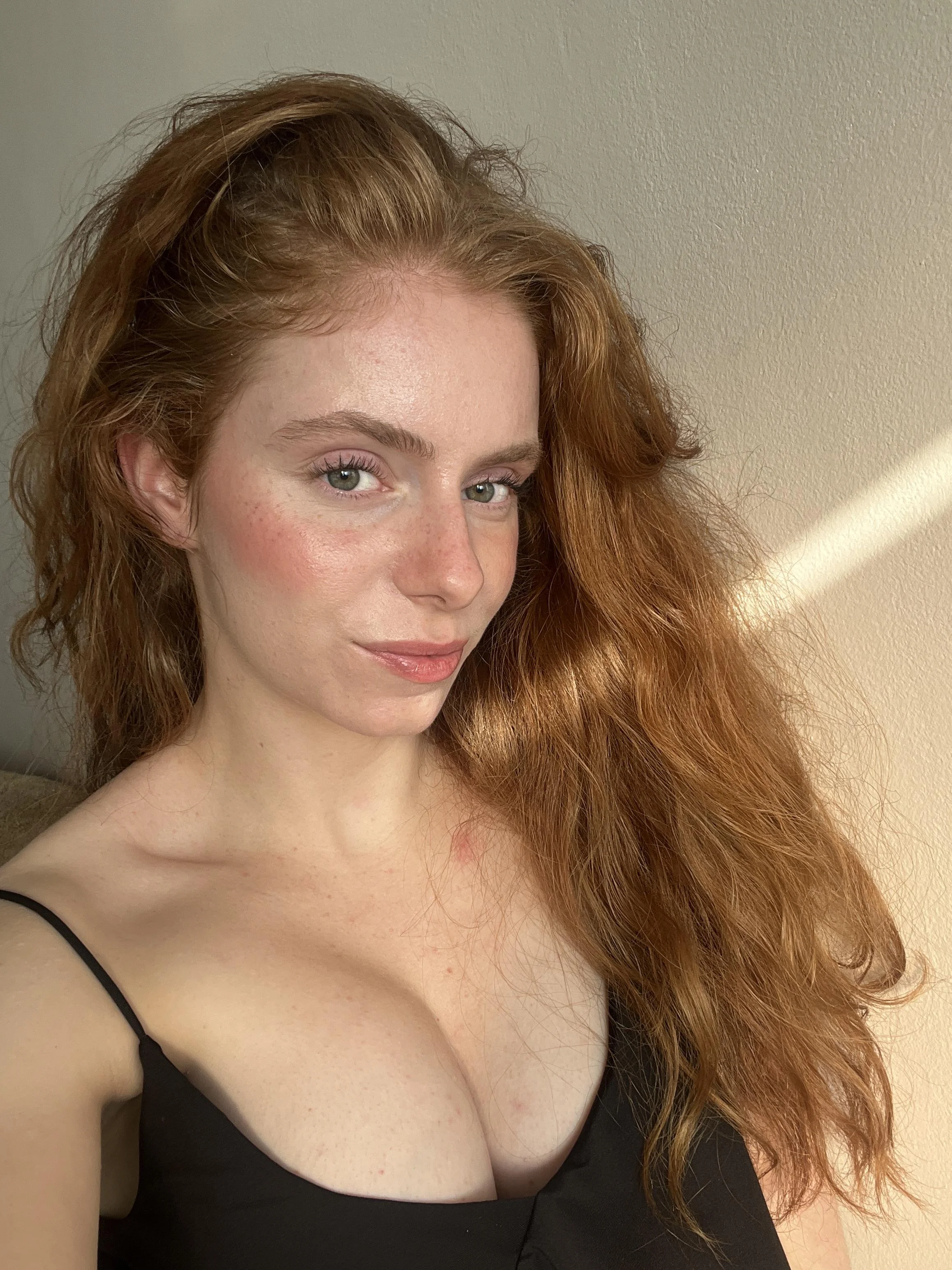 Spreading that redhead energy around picture 1 of 1