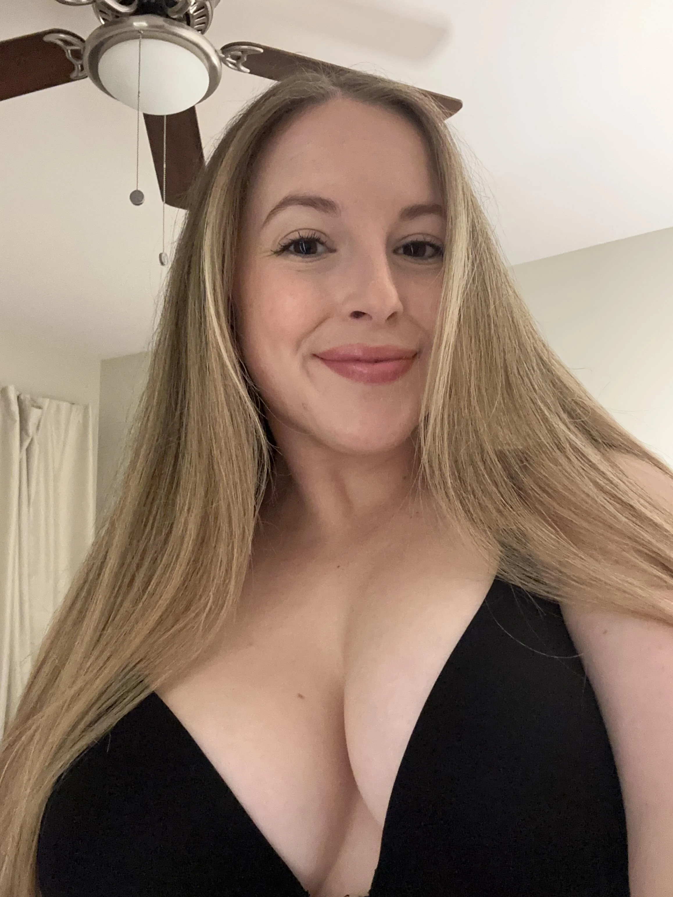 boobs as big as mine don't need much hiding picture 1 of 1