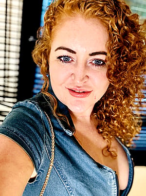 is a redhead your type'