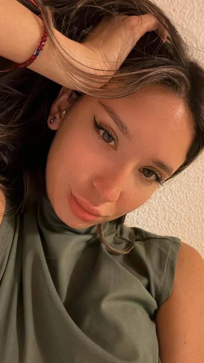 can i be your girl f19 picture 1 of 1