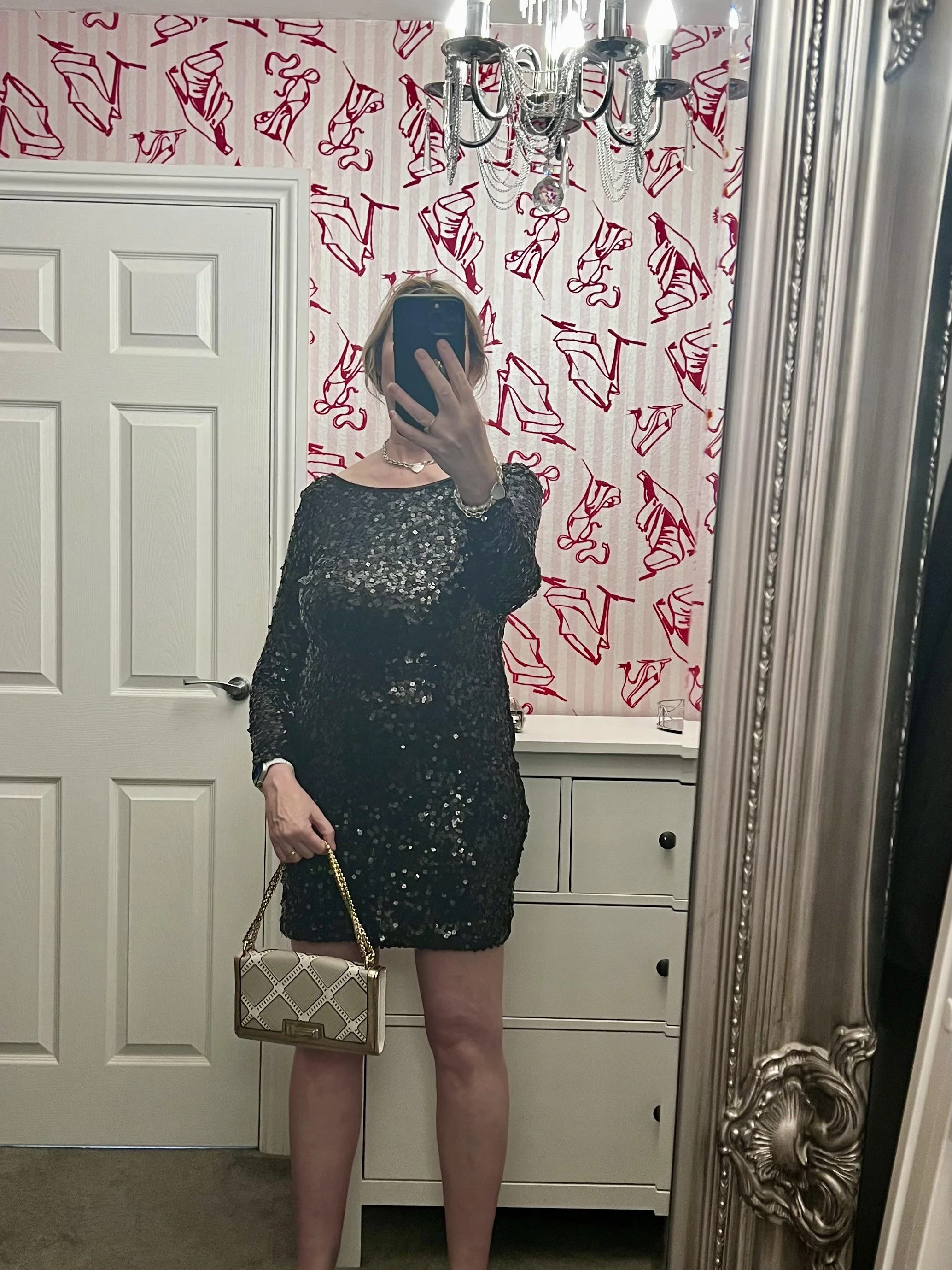 Does this look sexy for the party season picture 1 of 1