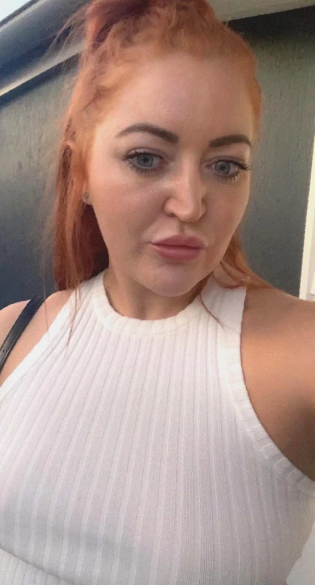 feeling classy but looking cute picture 1 of 1