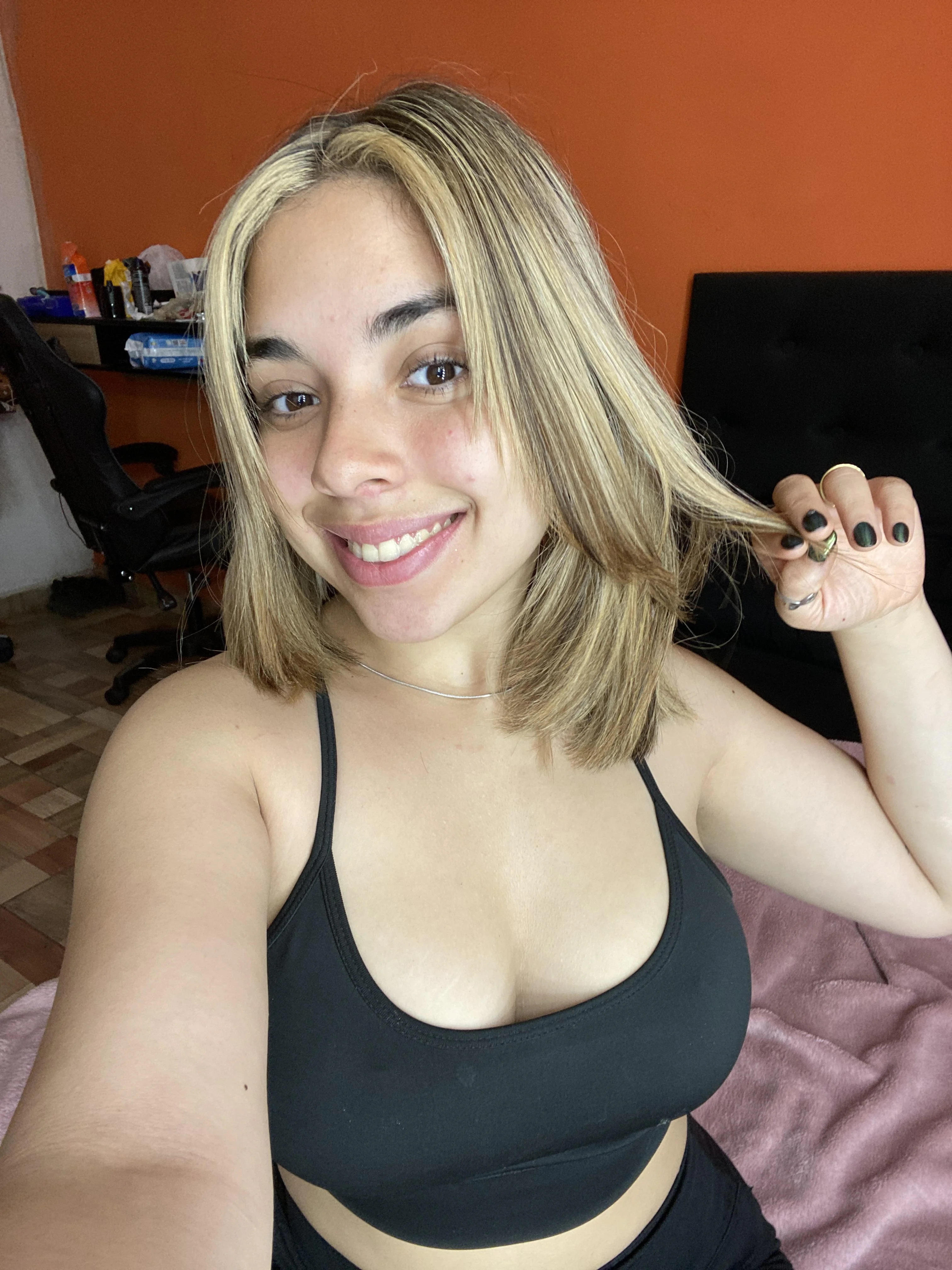 Do you think i look sexy? picture 1 of 1