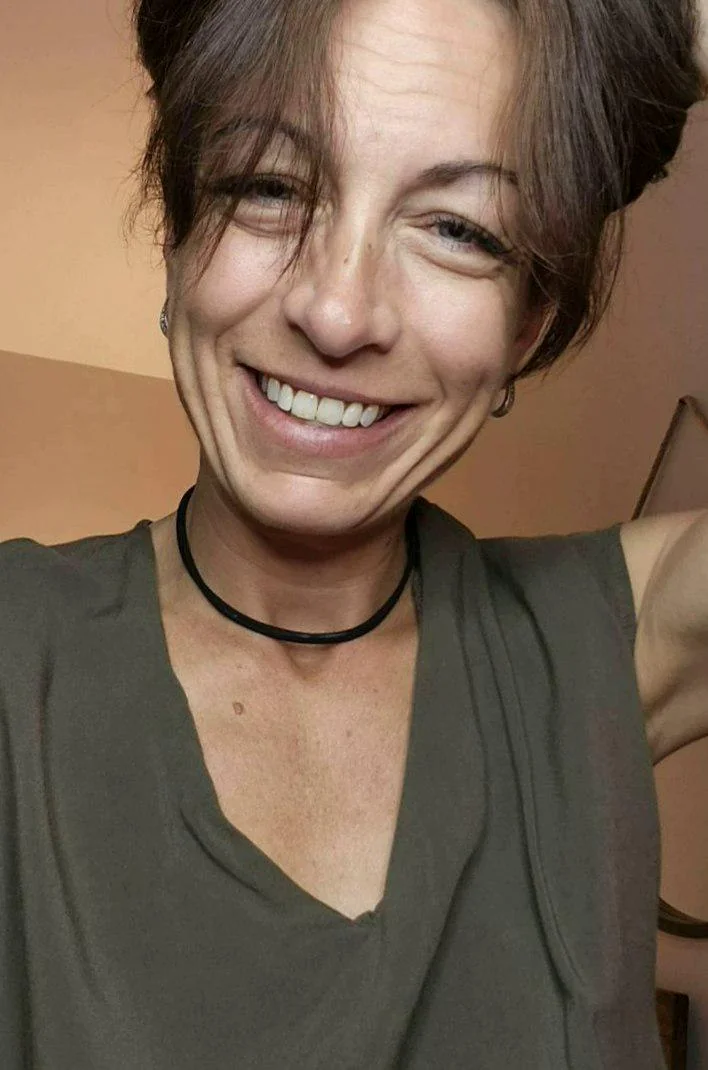 Not just a pretty face—there’s a whole lot of brains and charm behind it. picture 1 of 1