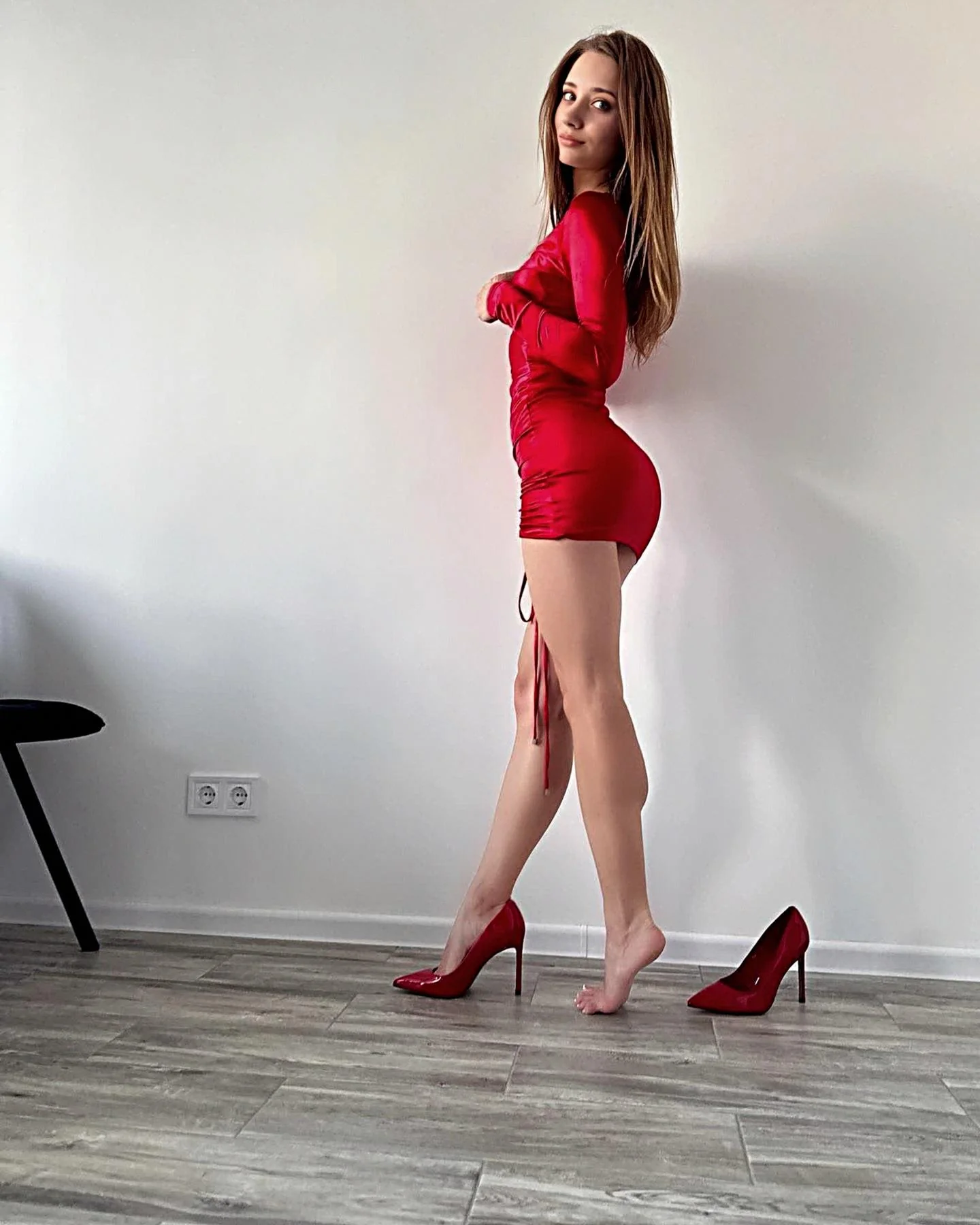 Hope you find me hot in my lovely red dress and matching heels F18 picture 1 of 1