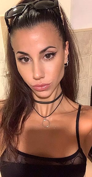 Does this make me look sexy?'