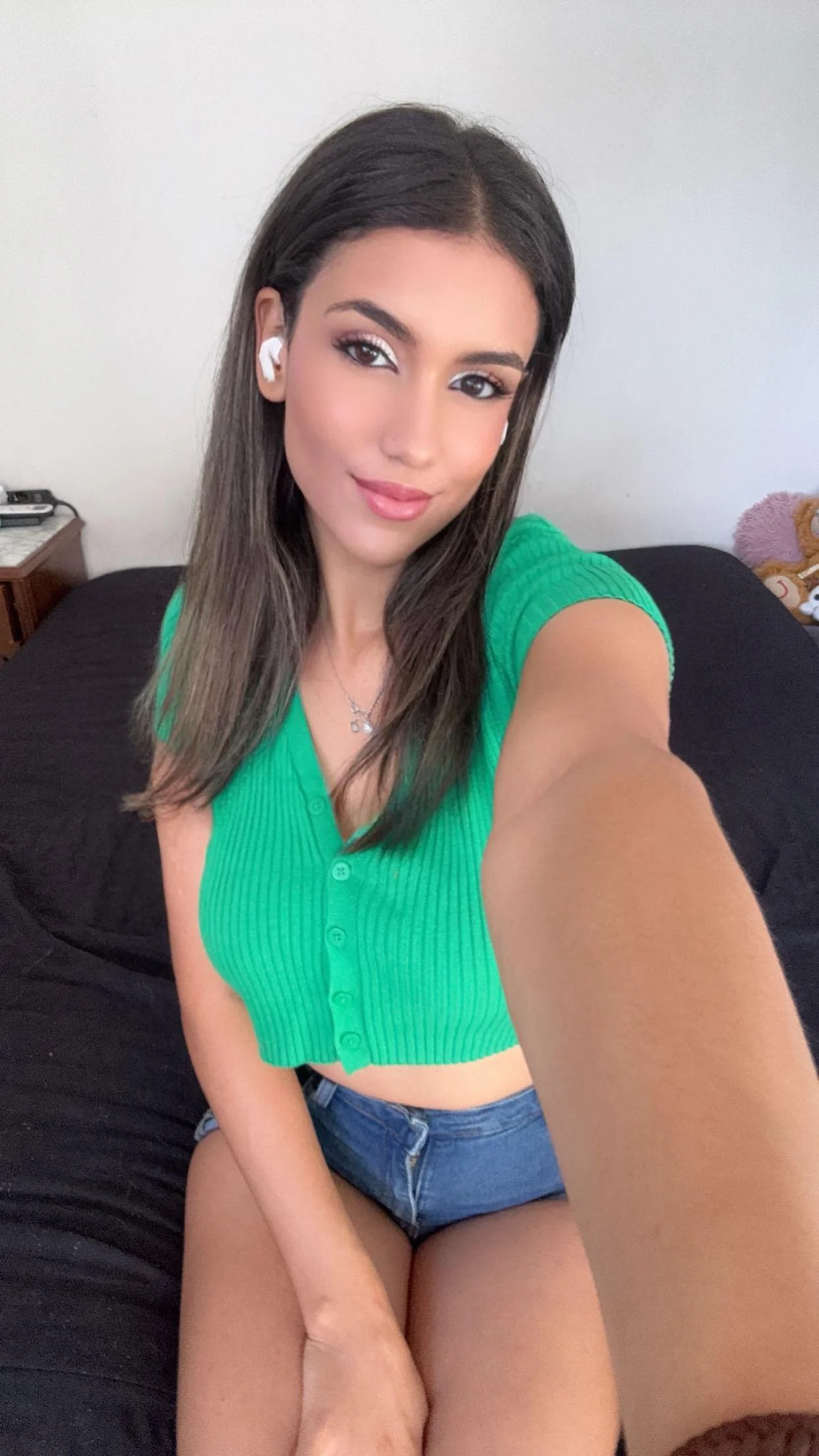 Your average college girl picture 1 of 1