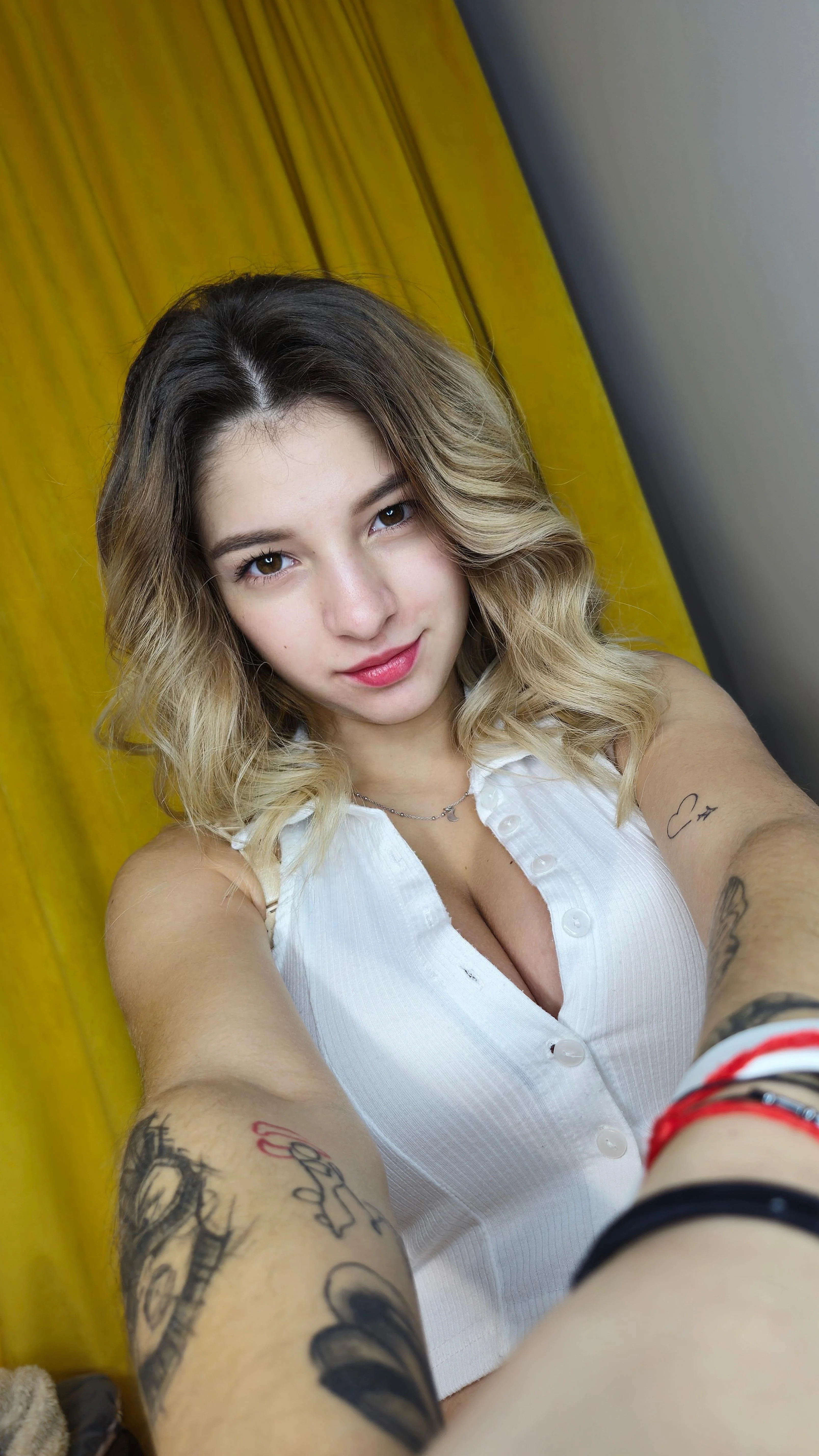 Do you think I'm looking sexy? picture 1 of 1