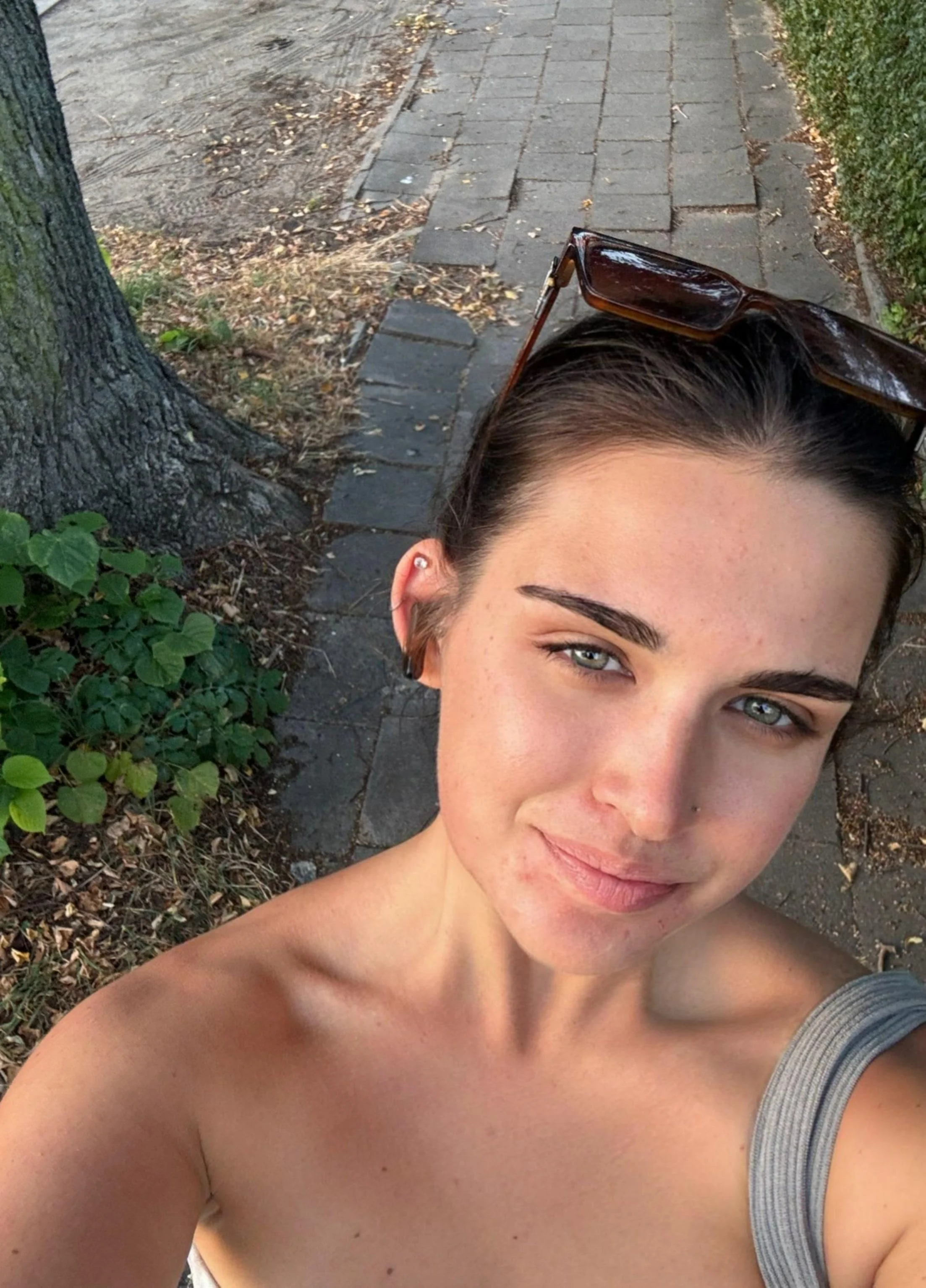Would you call me for a date? picture 1 of 1