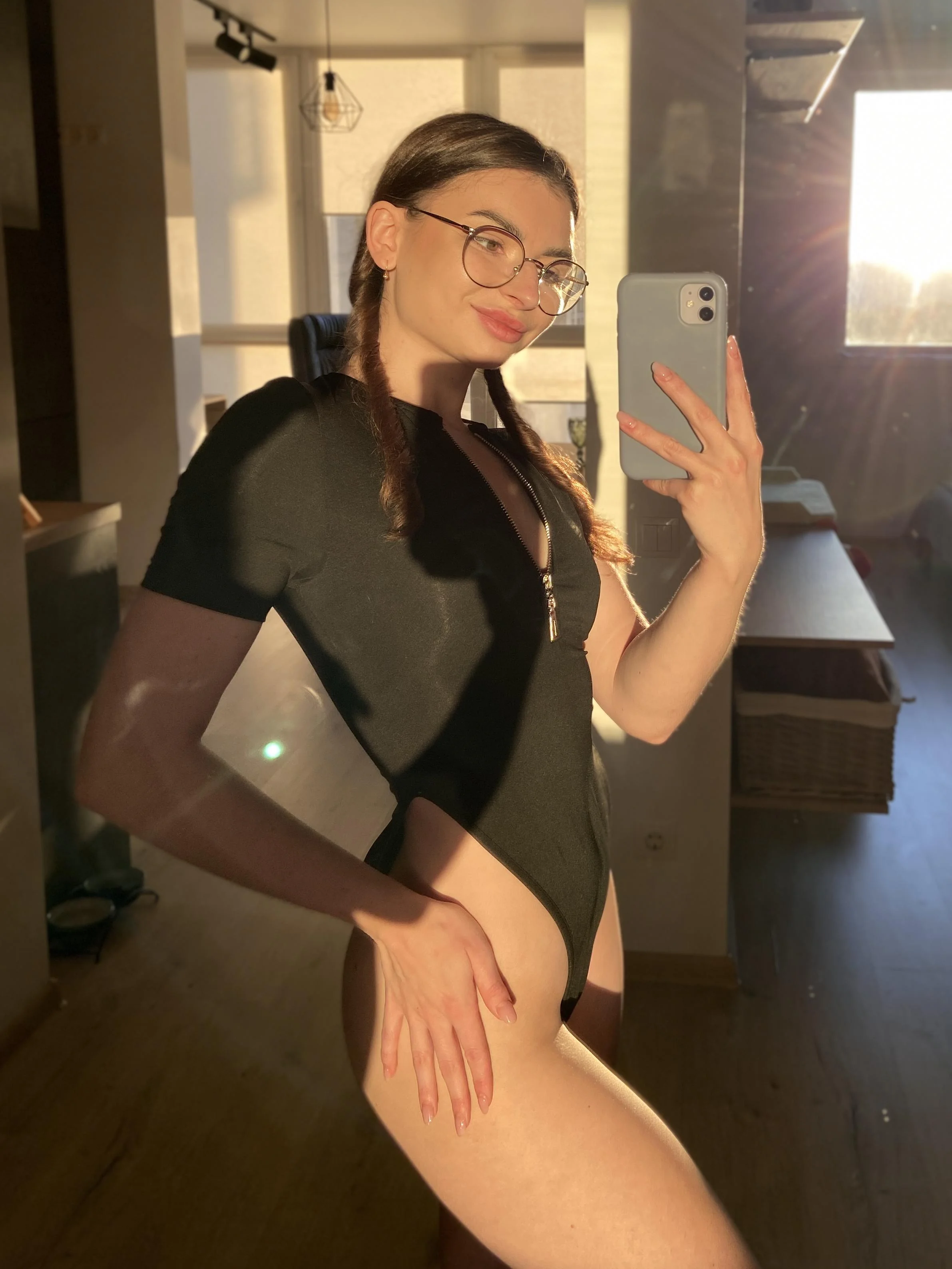 I hope you like girl in glasses picture 1 of 1