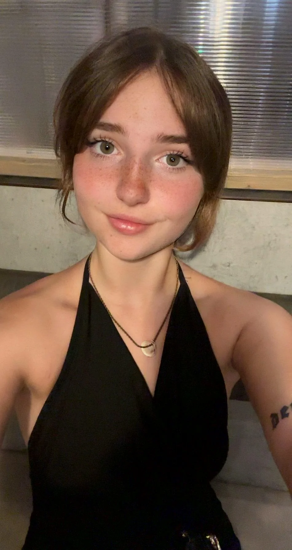 hoping my natural vibe comes through even when i don’t feel it picture 1 of 1